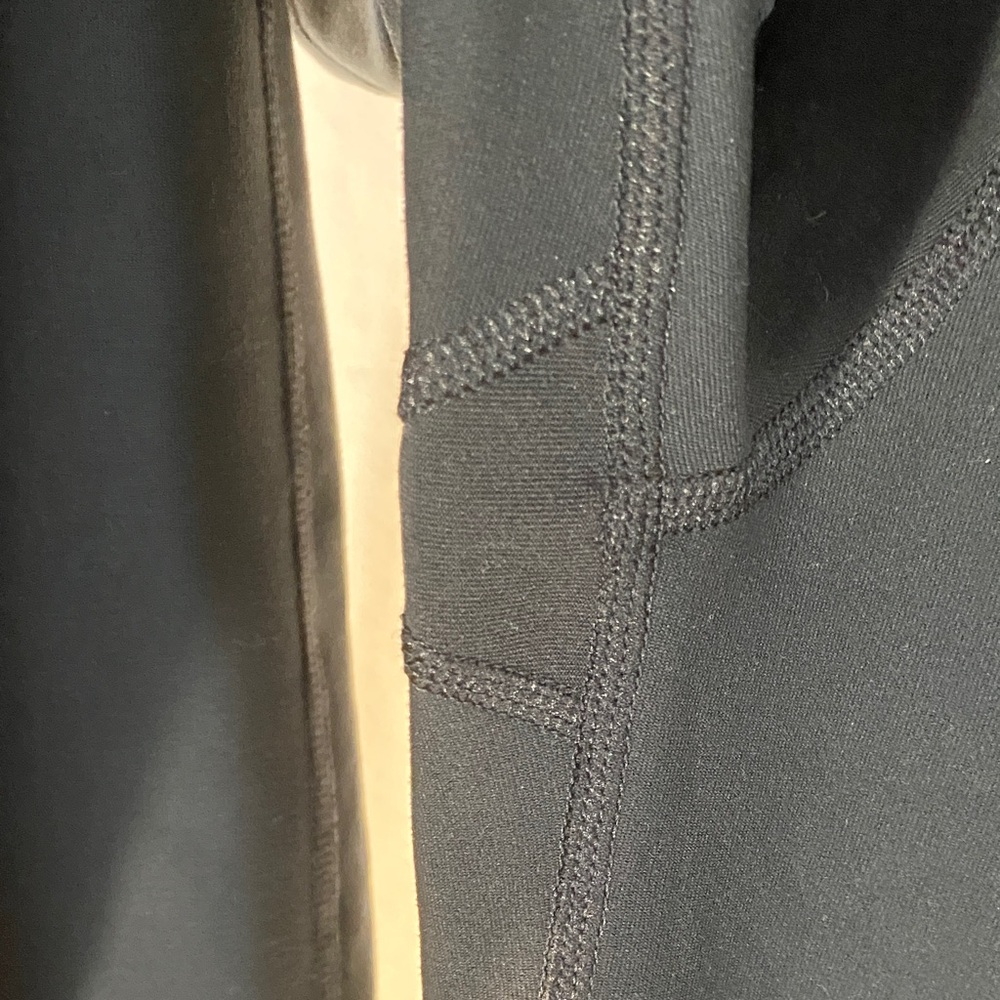 Nike Women's Black Wide leggings, Size Large EUC - Picture 3 of 11